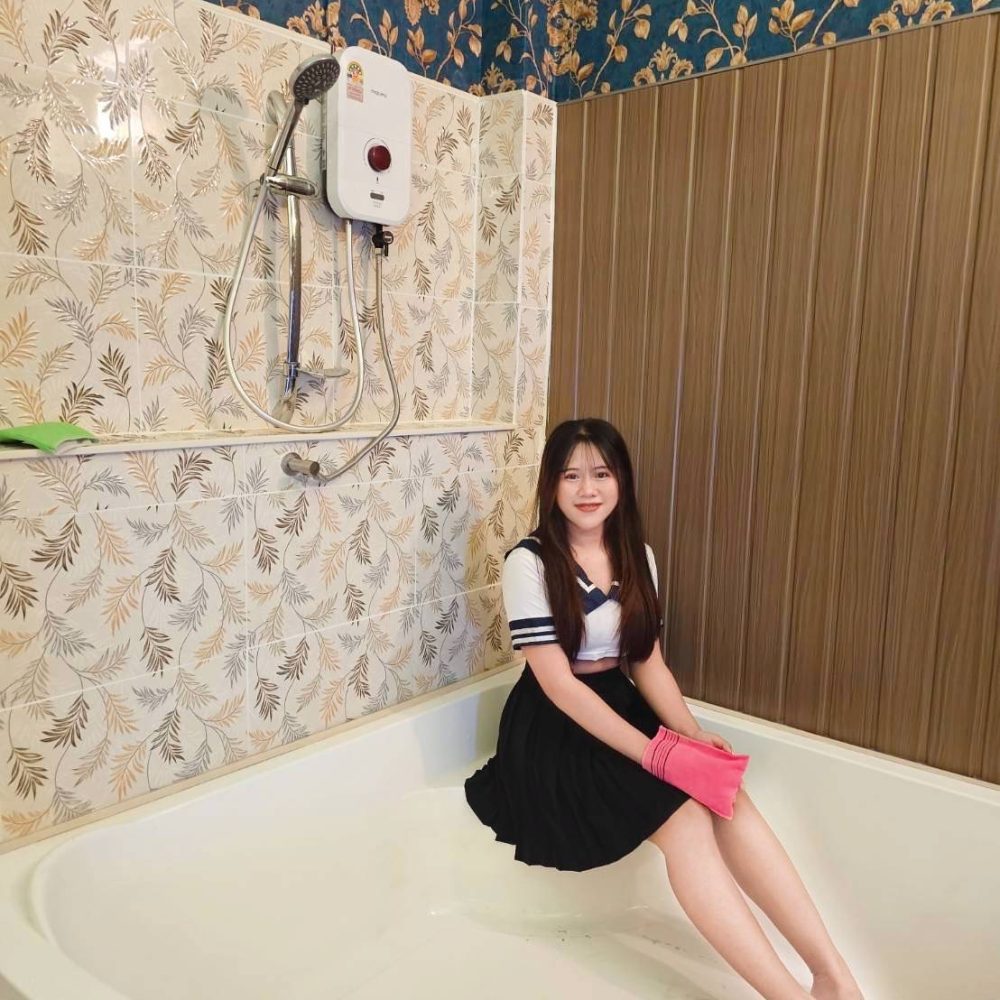 line_oa_chat_250923_161809_group_5